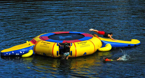 Image of Island Hopper 15′ Water Trampoline Gator Water Park