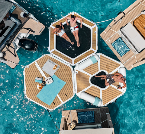 Image of Yachtbeach by Spinera Inflatable HEX Party Zone 2.50 Lounger