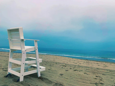 Image of Aquamentor 40" Lifeguard Chair - Compact and Stable Lifeguard Station