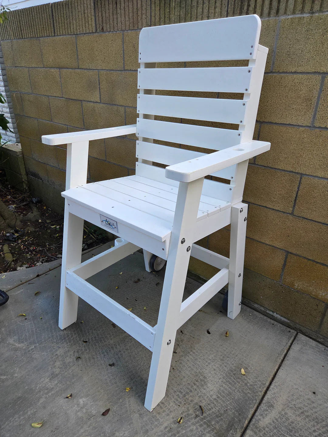 Aquamentor 30" Lifeguard Chair - Compact and Versatile Lifeguard Platform