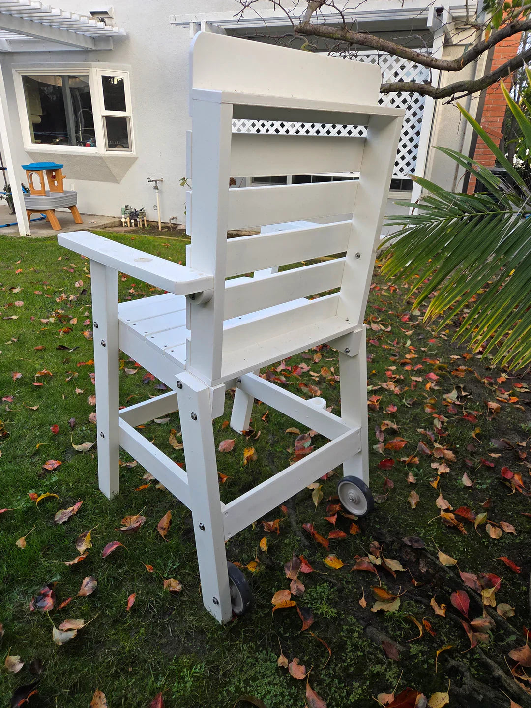 Aquamentor 30" Lifeguard Chair - Compact and Versatile Lifeguard Platform